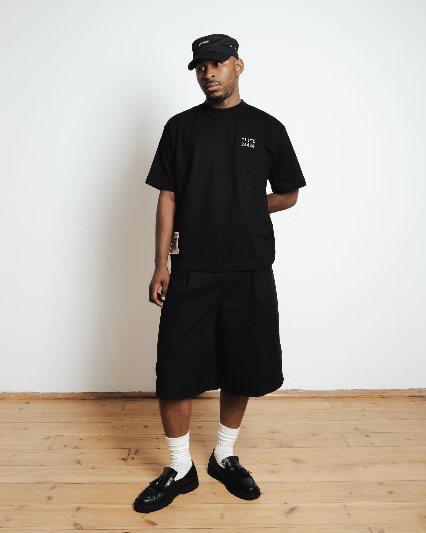 24434 Tee