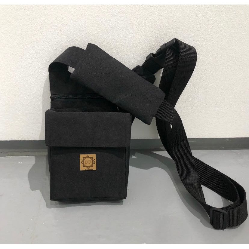 Doc Deazy Rebel Pouch Black